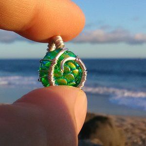 Beautiful Blue Green Necklace NWT